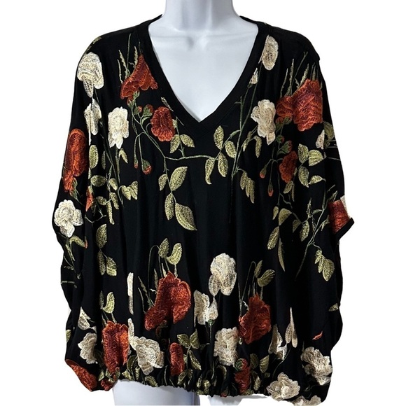 Anthropologie AKEMI + KIN Allora Size XS/S Floral Embroidered Oversized Top - Picture 2 of 11
